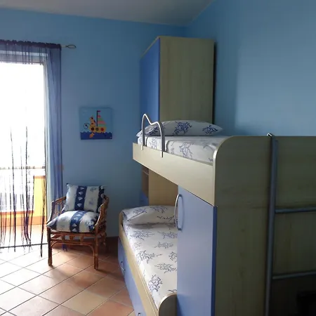 Casa Con Terrazzo E Scala Diretta Sul Mare 公寓 *